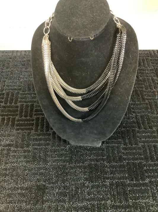 Two Tone Chain Necklace
