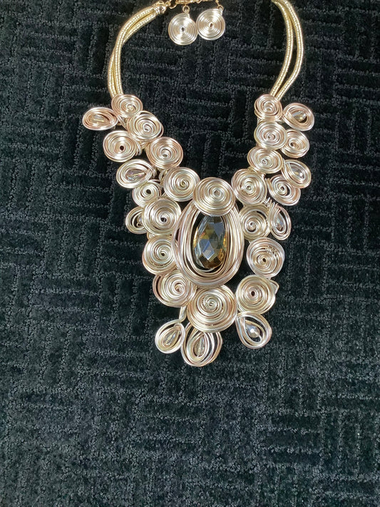 The Statement Necklace Set